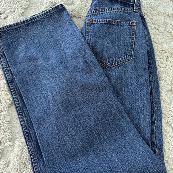A&F Classic Blue Denim Jeans - Picture 3 of 3
